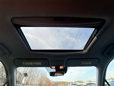 Used 2021 Honda Pilot Special Edition image 16