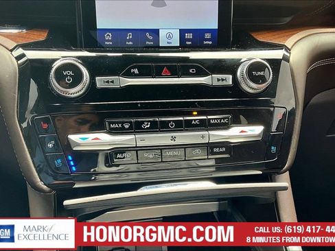 Used 2022 Ford Explorer King Ranch w/ Class IV Trailer Tow Package AWD/4WD image 15