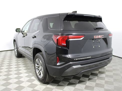 Used 2025 GMC Terrain Elevation AWD/4WD image 30