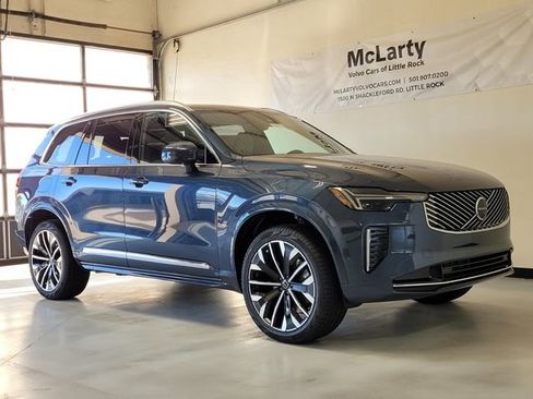New 2026 Volvo XC90 B6 Plus w/ Protection Package Premier AWD/4WD image 2