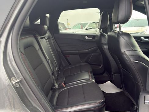 Used 2025 Ford Escape ST-Line Select image 17