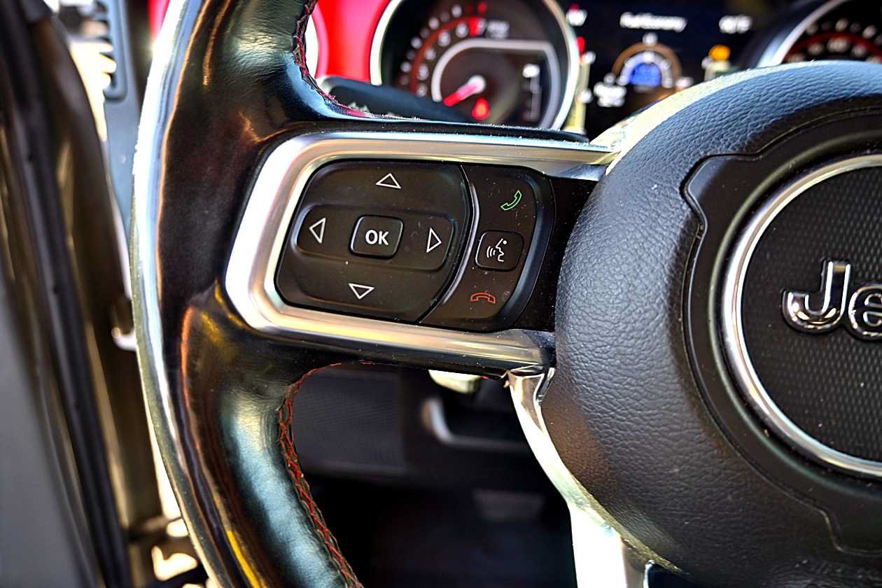 Used 2020 Jeep Wrangler Unlimited Rubicon AWD/4WD image 21