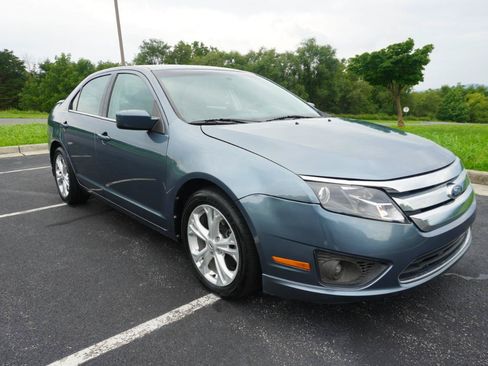Used 2012 Ford Fusion SE FWD image 3