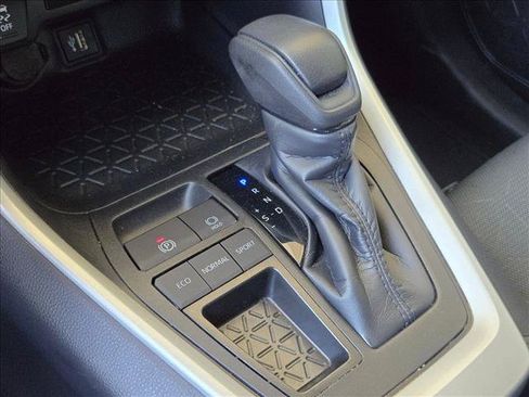 Used 2024 Toyota RAV4 XLE w/ Convenience Package FWD image 18