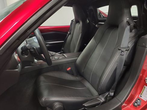 Used 2023 MAZDA MX-5 Miata Grand Touring RWD image 13