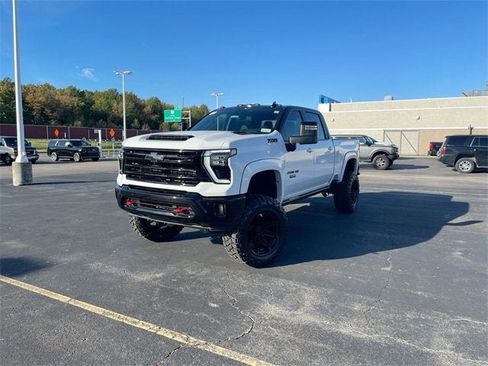 New 2025 Chevrolet Silverado 2500 LTZ w/ Trail Boss Package image 1