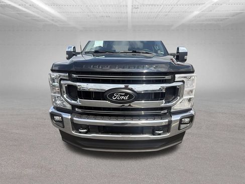 Used 2022 Ford F350 XLT w/ XLT Premium Package AWD/4WD image 16