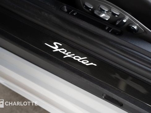 Used 2021 Porsche 718 Boxster Spyder RWD image 22