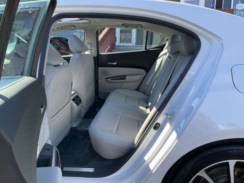 Used 2015 Acura TLX V6 w/ Technology Package image 23