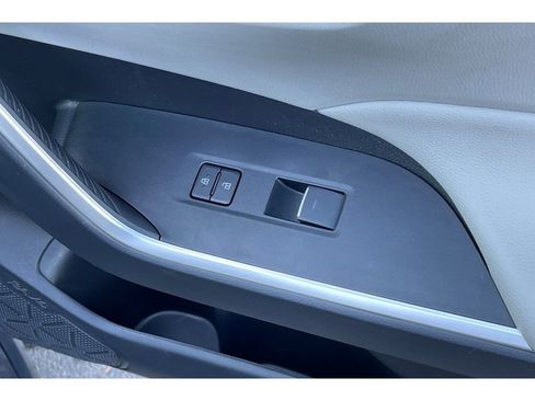 Used 2024 Toyota RAV4 XLE image 21