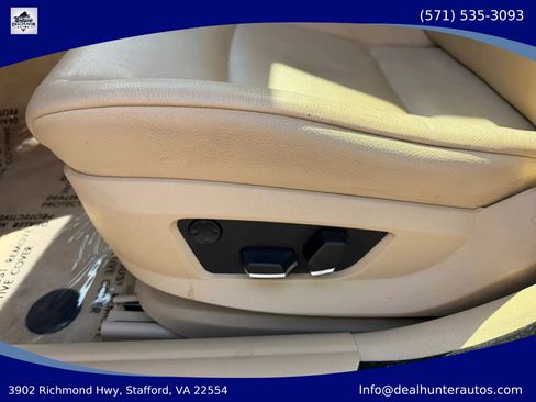 Used 2011 BMW 550i xDrive Sedan AWD/4WD image 20