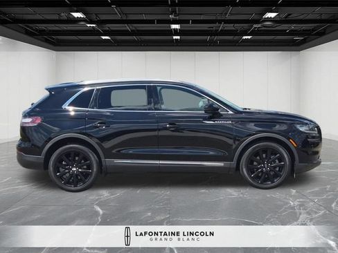 Certified 2023 Lincoln Nautilus Reserve w/ Monochromatic Package AWD/4WD image 6