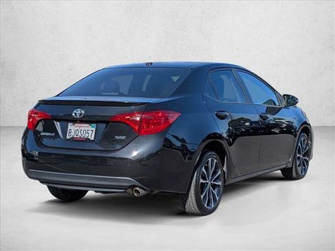 Used 2019 Toyota Corolla XSE image 5