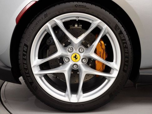 Certified 2023 Ferrari Roma RWD image 16