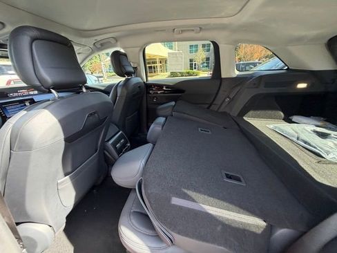 New 2026 Lincoln Nautilus Reserve w/ Jet Appearance Package image 12