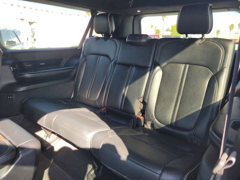 Used 2023 Jeep Grand Wagoneer L Series II AWD/4WD image 15