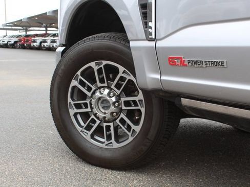 Used 2024 Ford F350 Limited w/ FX4 Off-Road Package AWD/4WD image 10