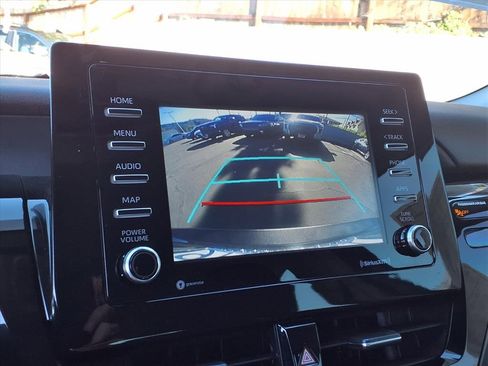 Certified 2023 Toyota Camry SE image 9