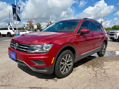 Used 2021 Volkswagen Tiguan SE FWD image 7