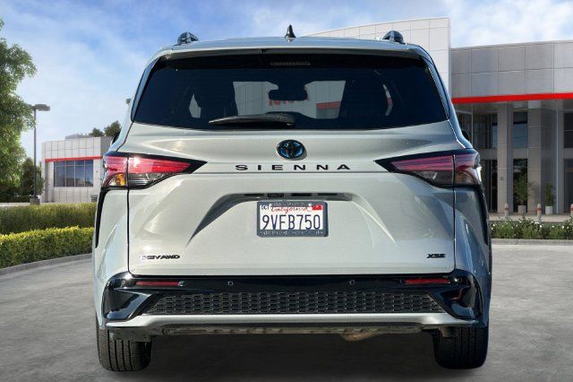 Certified 2025 Toyota Sienna XSE w/ XSE Premium Package AWD/4WD image 6