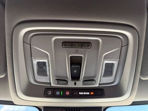 Used 2024 GMC Sierra 1500 Denali w/ Technology Package AWD/4WD image 23