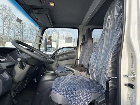 New 2025 Chevrolet Low Cab Forward image 14