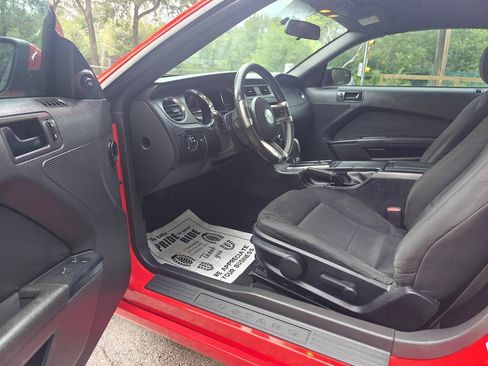 Used 2014 Ford Mustang GT RWD image 16