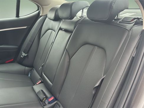 New 2026 Genesis G70 2.5T image 10