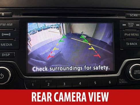 Used 2018 Nissan Frontier SV AWD/4WD image 12