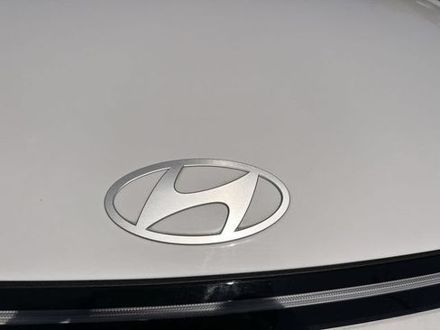 Used 2025 Hyundai Kona SEL FWD image 10