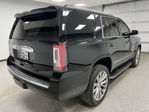 Used 2017 GMC Yukon Denali w/ Open Road Package image 9