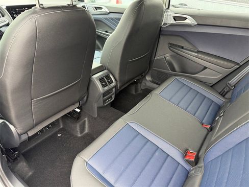 New 2026 Volkswagen Taos SEL image 27