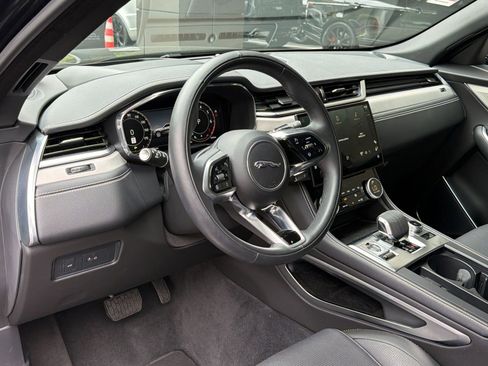 Used 2026 Jaguar F-PACE R-Dynamic S AWD/4WD image 4