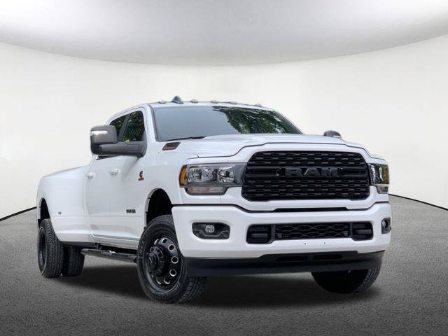 Used 2023 RAM 3500 Big Horn w/ Night Edition AWD/4WD image 20