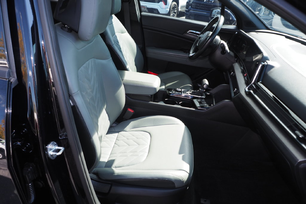 Used 2023 Kia Sportage X-Line w/ X-Line Premium Package AWD/4WD image 20