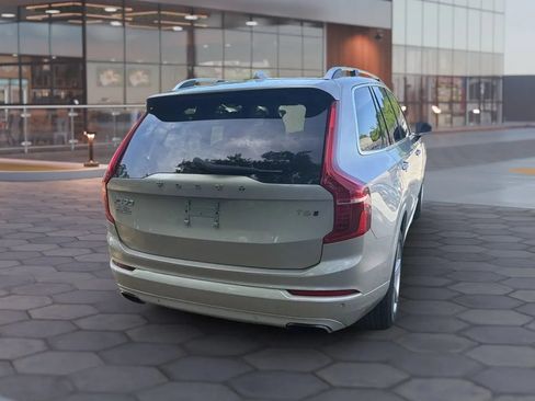 Used 2016 Volvo XC90 T5 Momentum AWD/4WD image 9