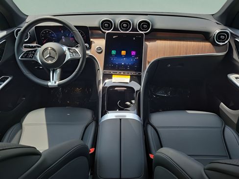Certified 2026 Mercedes-Benz GLC 300 image 11