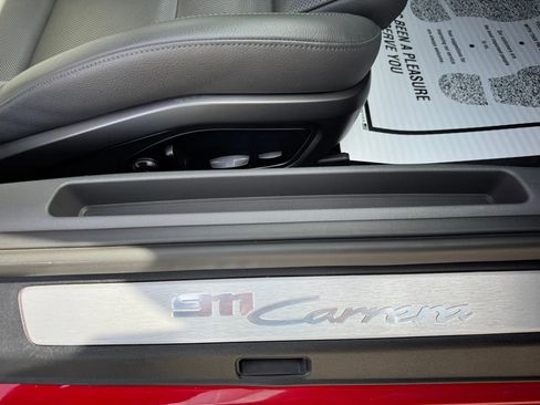 Used 2021 Porsche 911 Carrera image 16