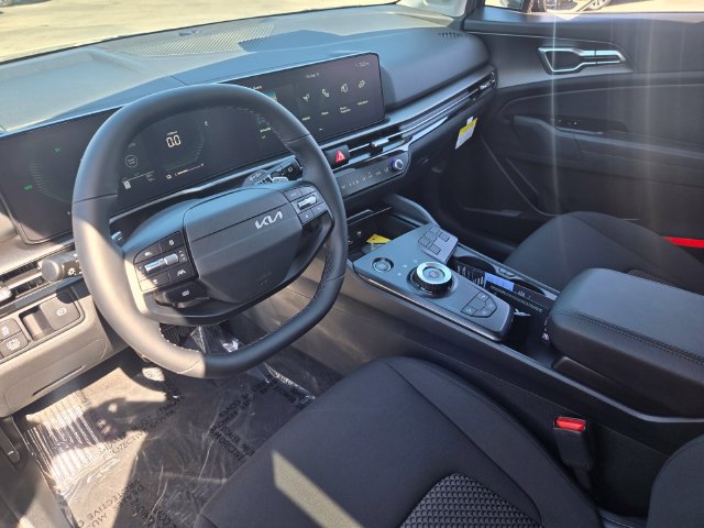 New 2027 Kia Sportage LX FWD image 10