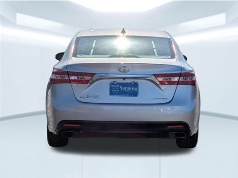 Used 2014 Toyota Avalon Limited image 5