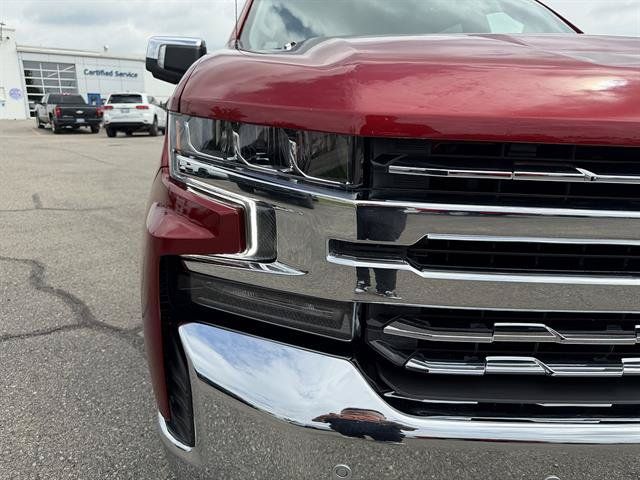 Used 2021 Chevrolet Silverado 1500 LTZ w/ LTZ Premium Package AWD/4WD image 8