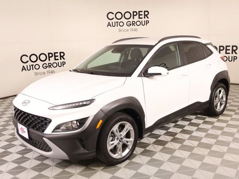 Used 2022 Hyundai Kona SEL w/ Cargo Package AWD/4WD image 9