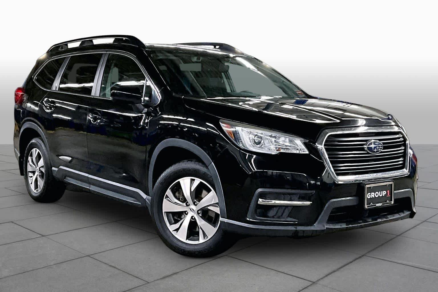 Used 2019 Subaru Ascent Premium AWD/4WD image 2