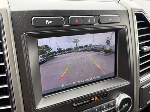 Used 2021 Ford Expedition XLT RWD image 21