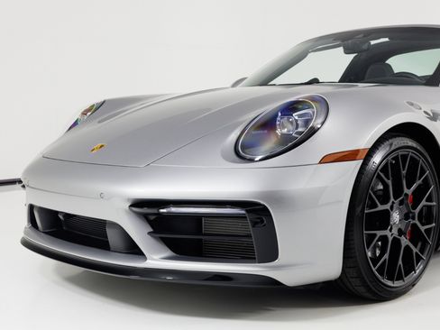 Used 2022 Porsche 911 Targa 4S AWD/4WD image 64