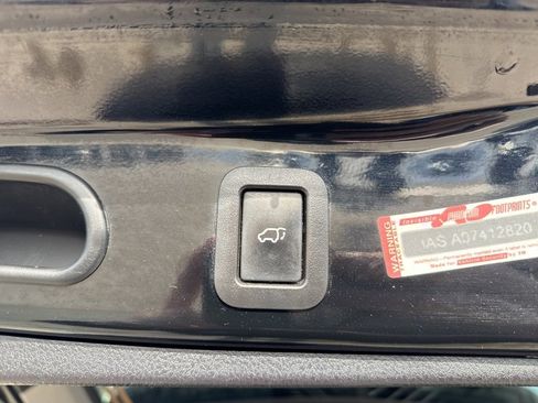 Used 2016 Toyota Highlander XLE image 20