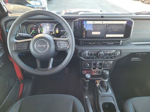 Certified 2025 Jeep Wrangler Unlimited Rubicon 4xe w/ Safety Group image 7