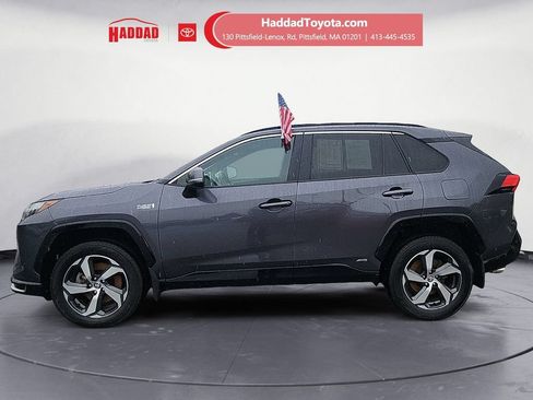 Used 2023 Toyota RAV4 SE AWD/4WD image 2