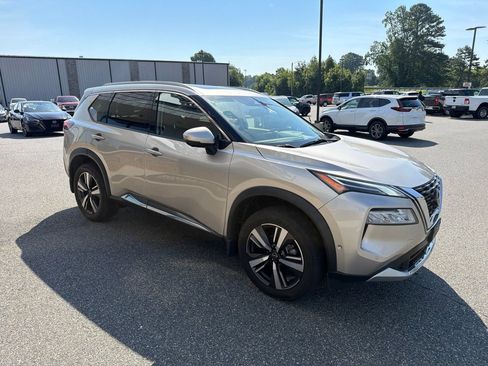 Used 2023 Nissan Rogue Platinum w/ Platinum Premium Package AWD/4WD image 11