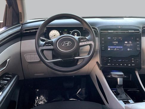 Used 2022 Hyundai Tucson SEL w/ Convenience Package FWD image 6